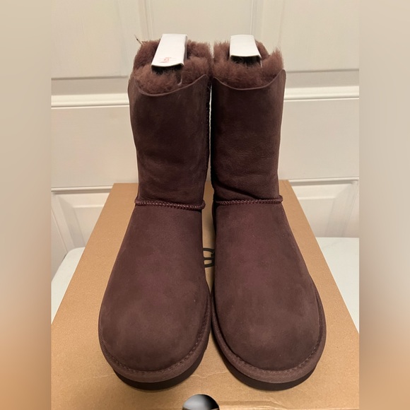 NEW UGG Bailey Short Boot (Women) - Picture 2 of 7